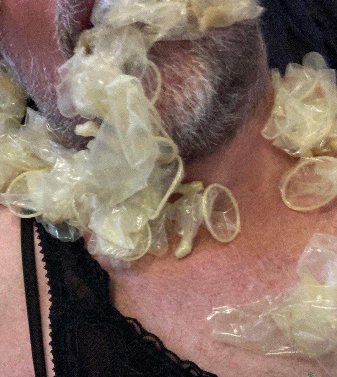 Fun With Condoms (Straight / Gay / Bi / Trans) tweet media