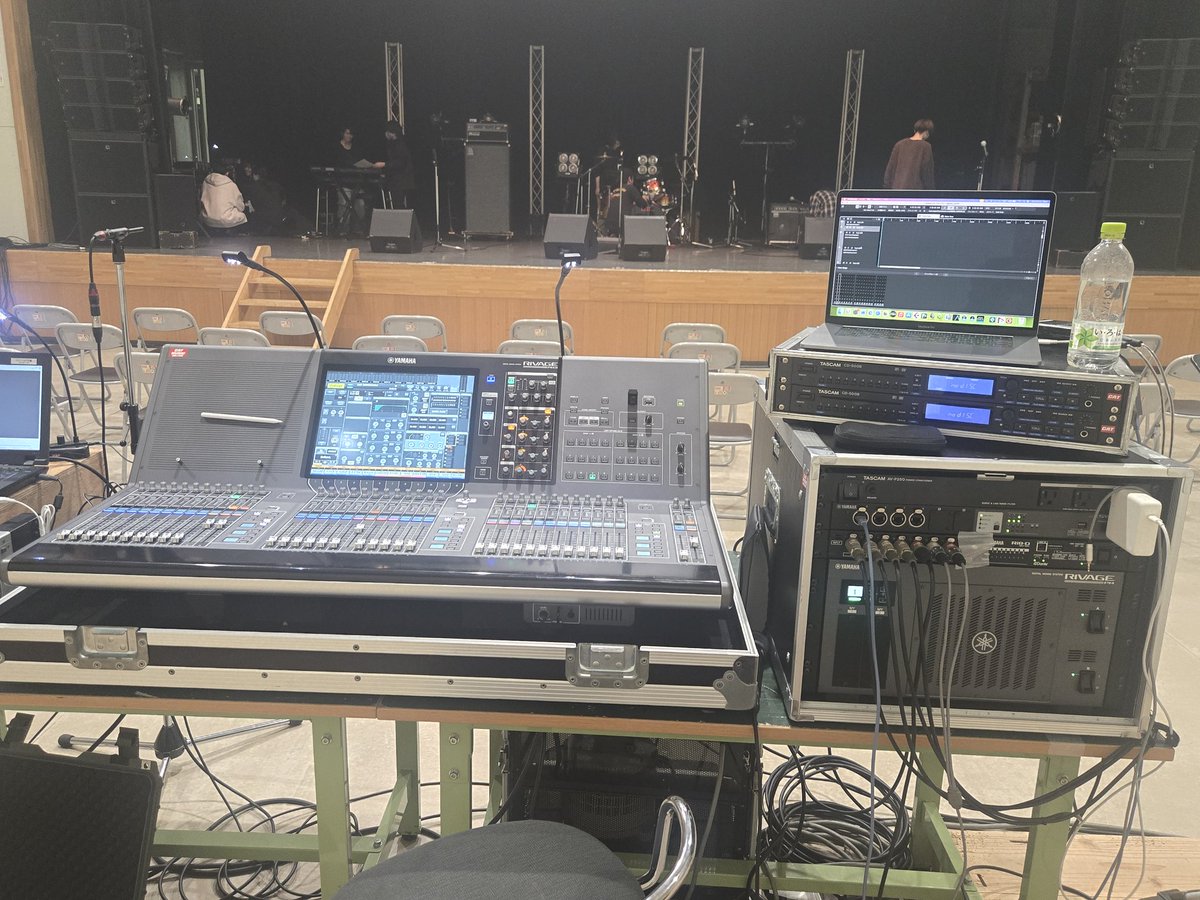 FoldBack457's tweet photo. 今日は母校のキャットミュージックカレッジのオープンキャンパス実習業務でした。 https://t.co/CqIcUzZay7