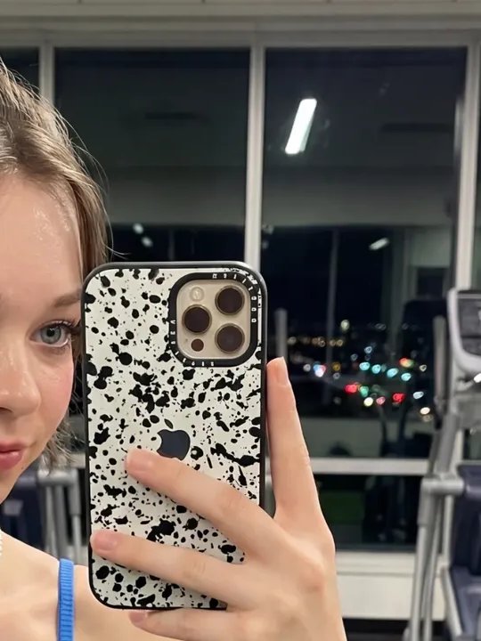 Aa̾ZFliX tweet media