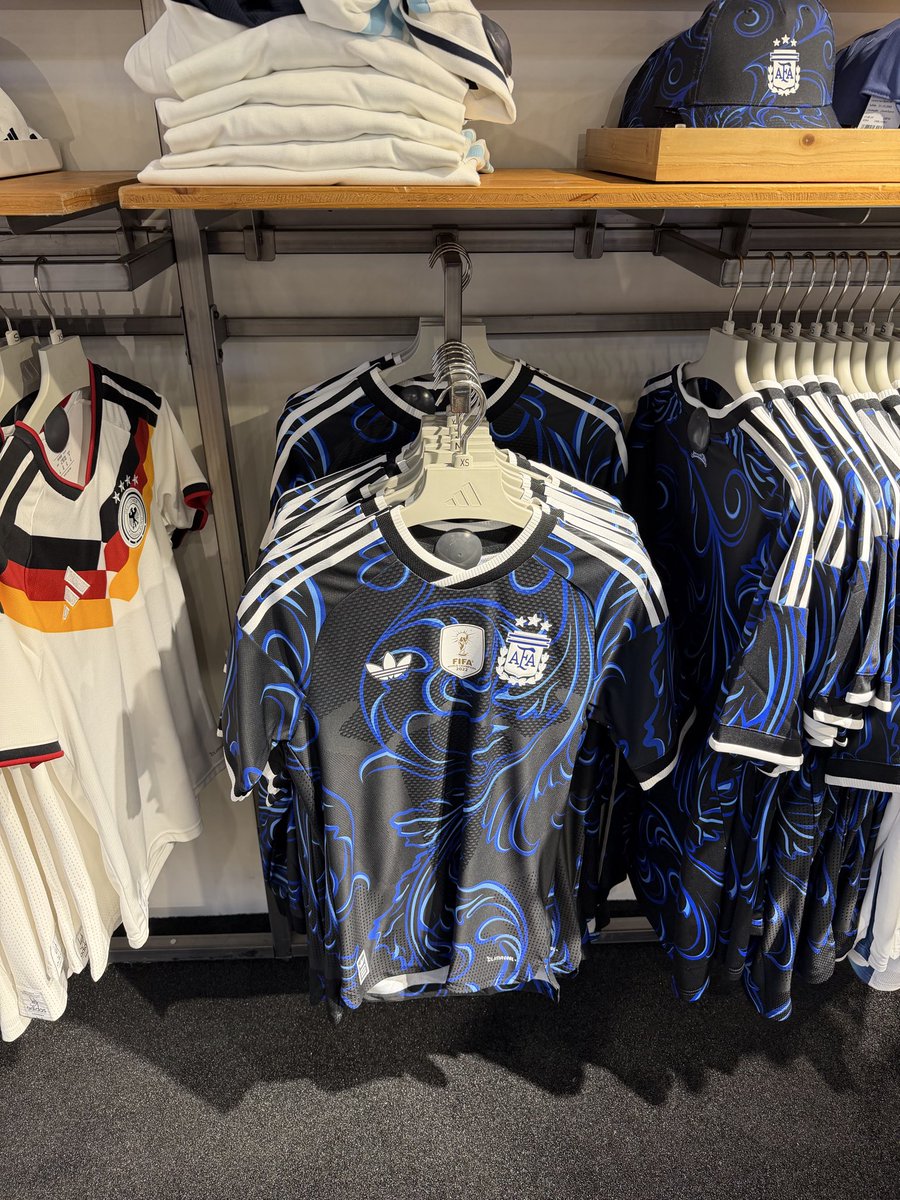 בן מעודד tweet media