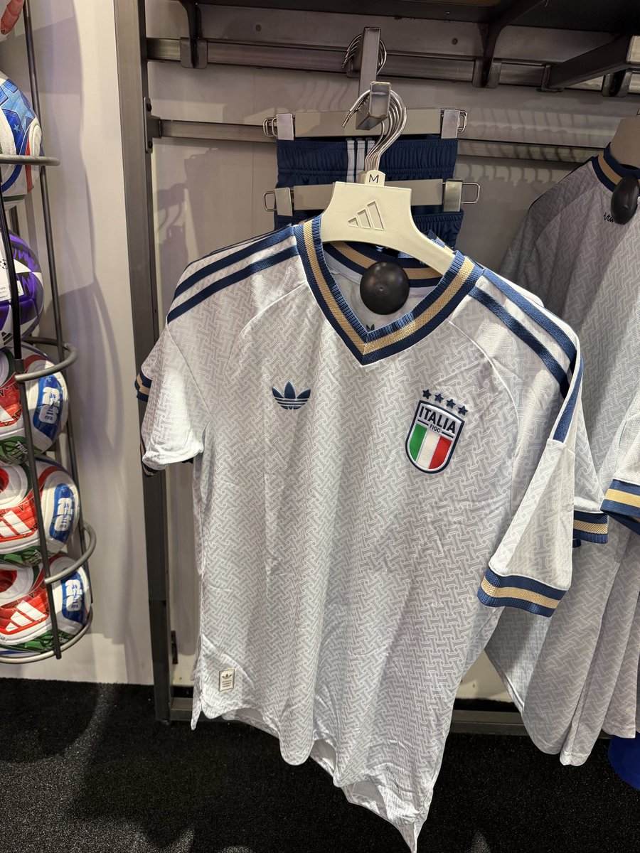 בן מעודד tweet media