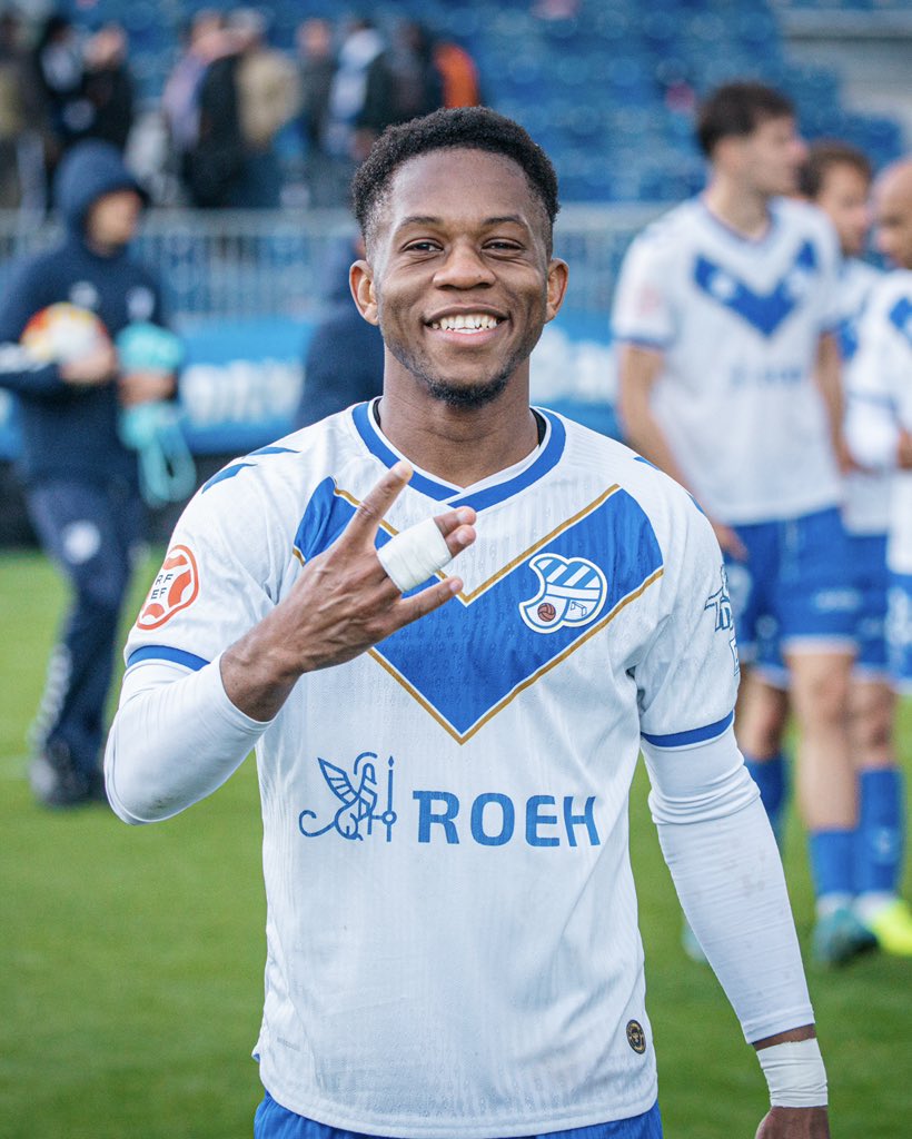 Club Esportiu Europa tweet media