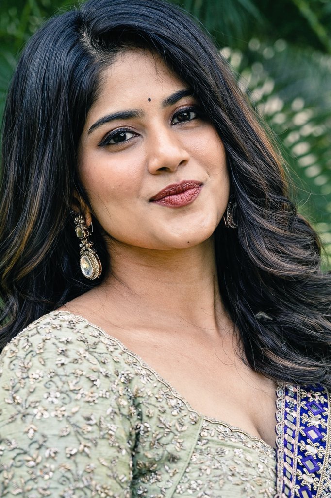 facecardHD's tweet image. #meghaakash