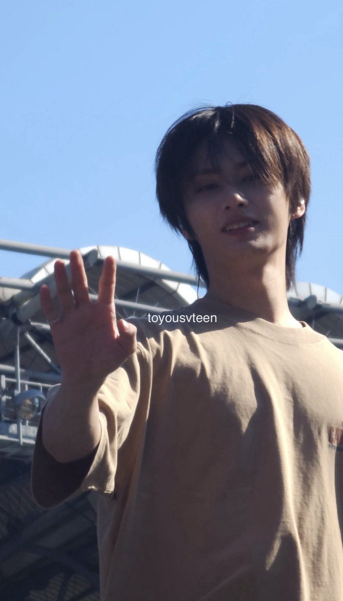 toyousvteen's tweet photo. GRABE JUN 😭😭😭😭

FINALLY AFTER 2 YEARS 😭❤️

#NEW_BULACAN
#SEVENTEEN_NEW_IN_BULACAN
#SEVENTEEN #세븐틴 
#JUN #JUNHUI #준 https://t.co/ktndDzGr3H
