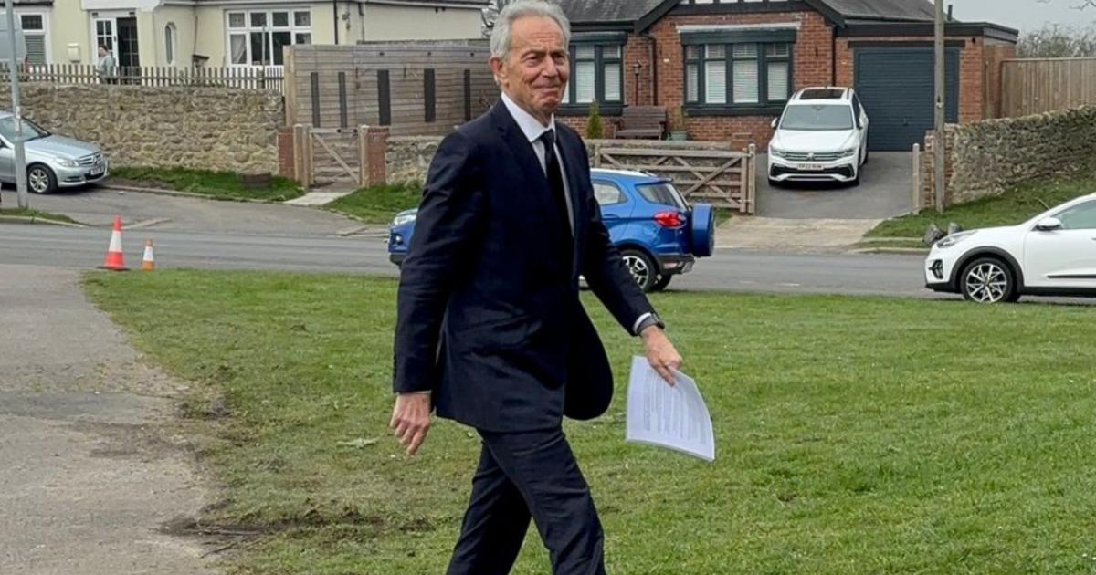 Mike Amos tweet media