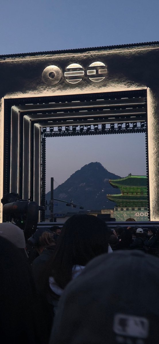 chrys⁷⁼¹⊙⊝⊜ 🪭 tweet media