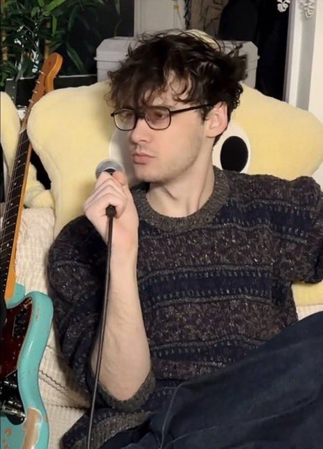 ₊˚ ୨ৎ shan !! ᶻ 𝗓 𐰁 tweet media