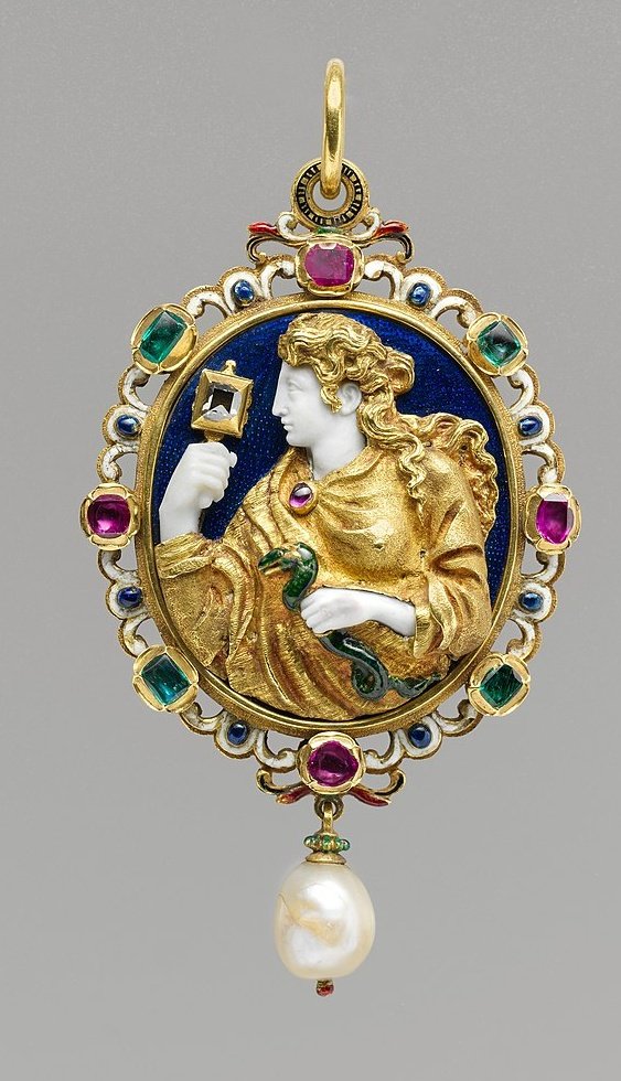 Dekadence tweet media