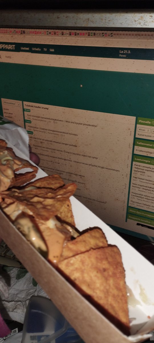 JohanKustonen's tweet photo. @woltapp Päätin Woltata yöruokaa Subwaysta.

Woltin mukaan annoksissa ei kuvien perusteella ole mitään vikaa vaan ne "näyttivät hyviltä".

Ruokien hintaa ei voi hyvittää, koska ne ovat Woltin mukaan täysin syötävässä kunnossa.

Miten meni niinku omasta mielestä? https://t.co/DudoM4fUsS