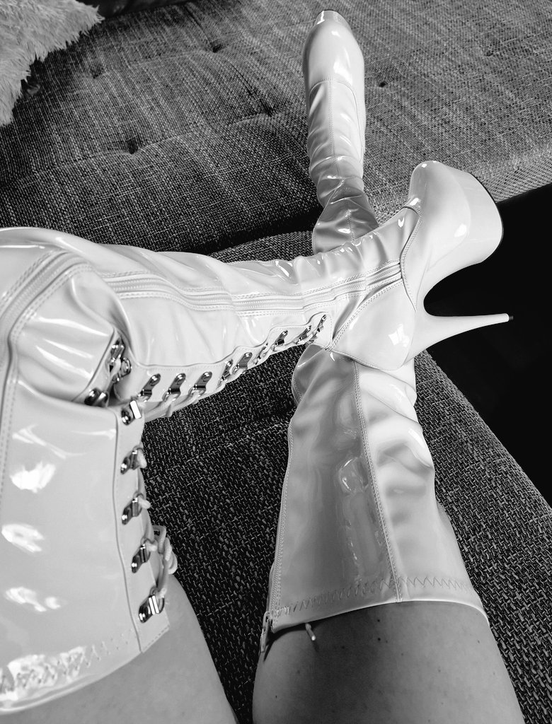 👑Queen Bonnie👑 tweet media