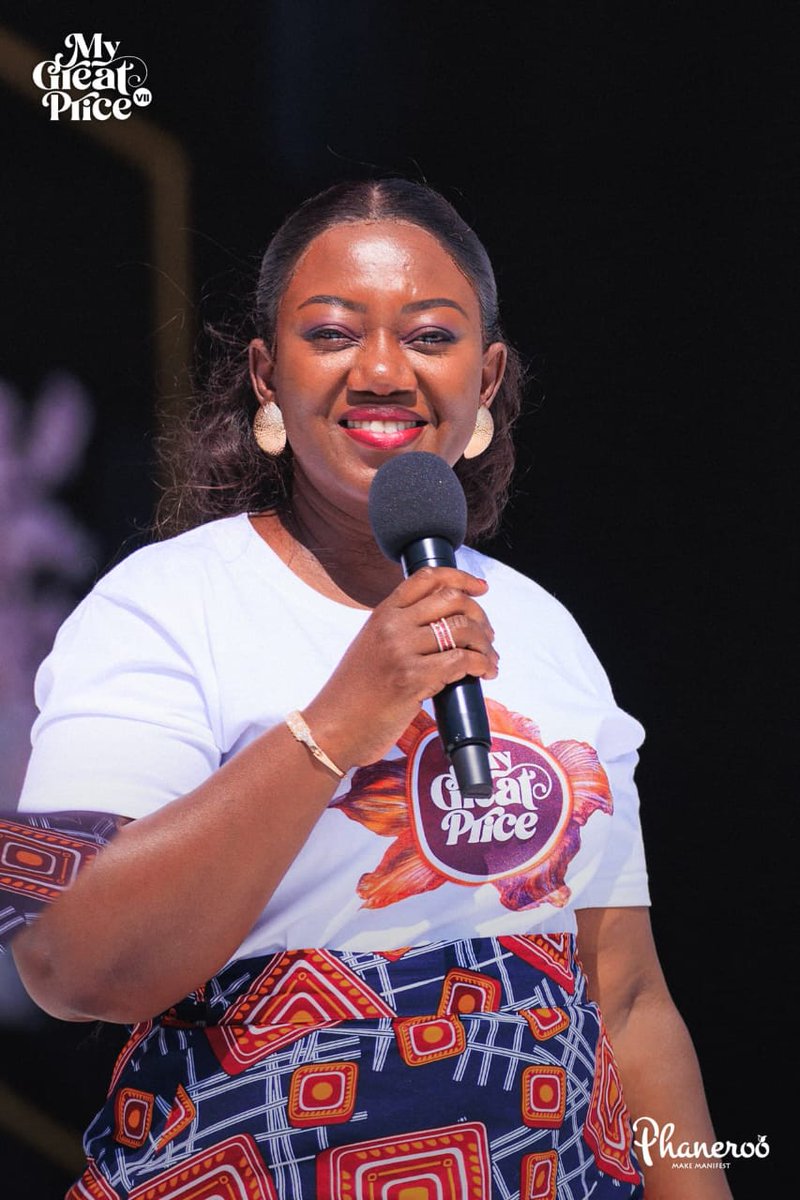 Dora forchrist 🌺🌺🌺🌹🌺🌹🌺🌹 tweet media