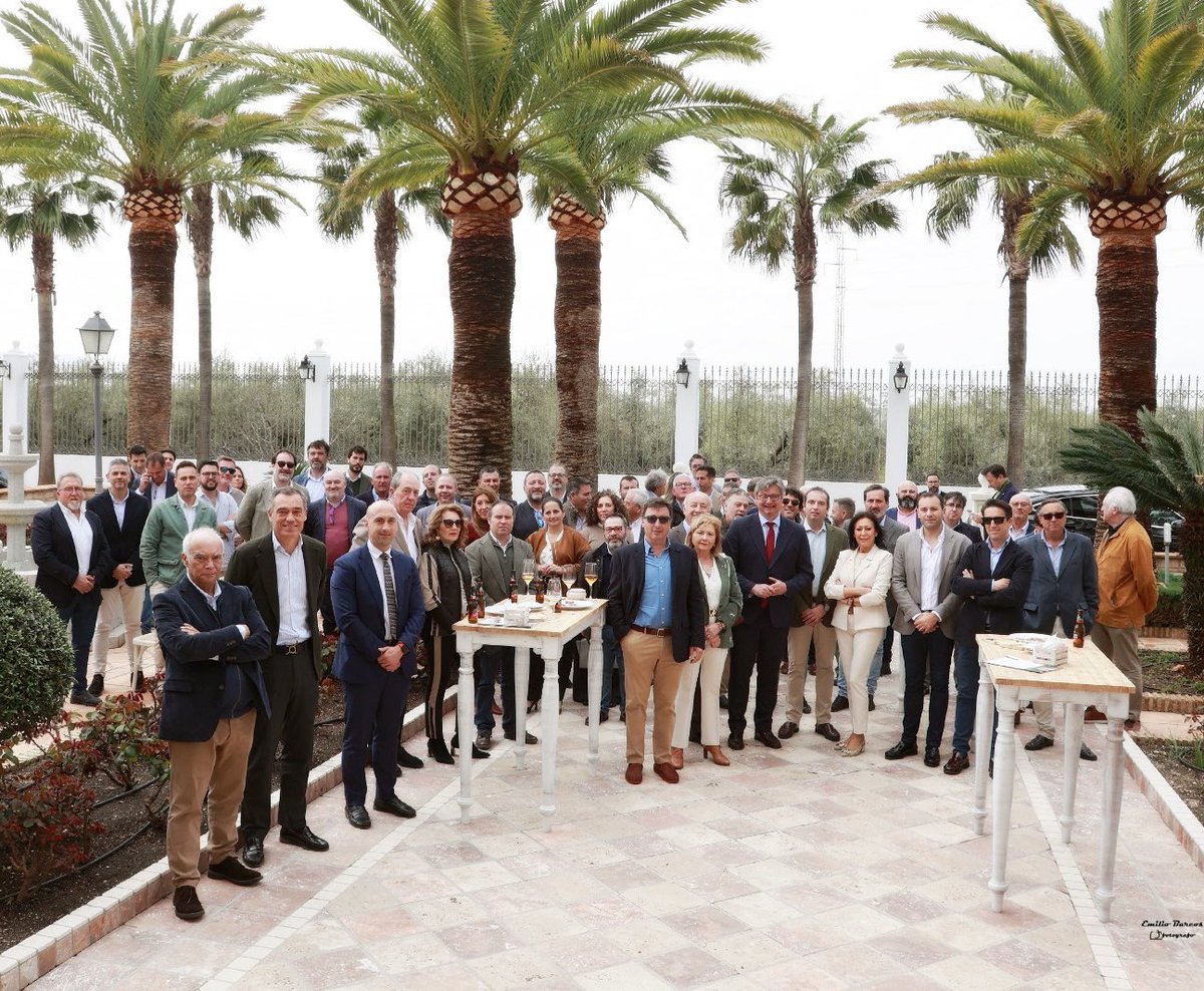 Empresarios de la Construcción de Córdoba tweet media