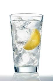 MichaelUzonwan2's tweet image. Saturday hydration check 💧: After last night's small chops or drinks, your body needs extra water today. Add lemon if plain water dey bore you 😅. Stay hydrated, stay sharp! #PharmacistTips #WeekendWellness