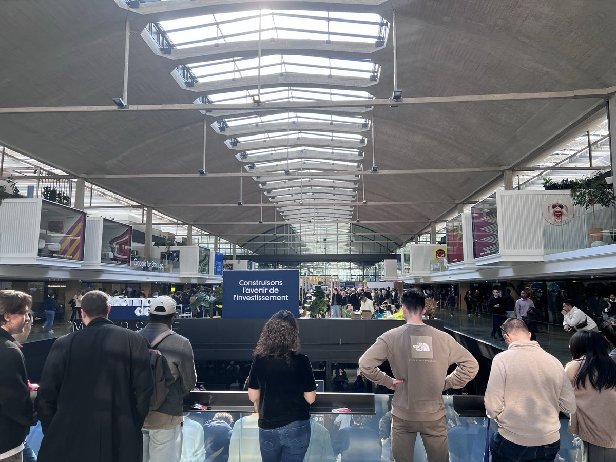 Cryptoast tweet media