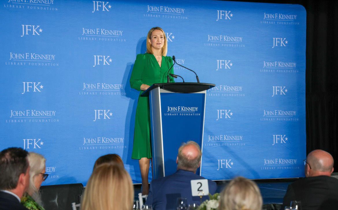 Helen McEntee TD tweet media