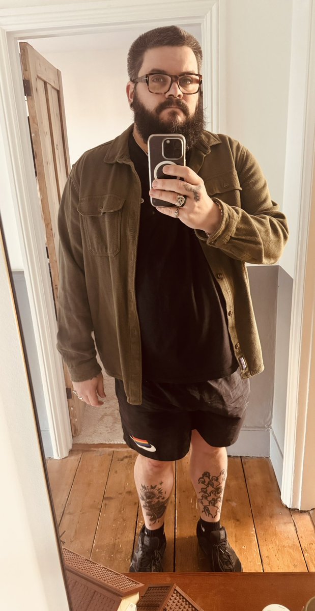 TOP BUZZER tweet media