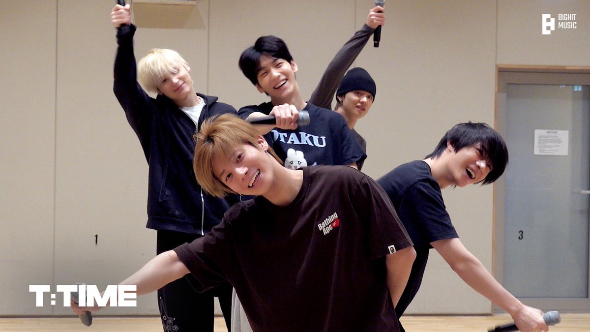 MOA CON 안무 연습 | T:TIME | TXT (투모로우바이투게더)️
(youtu.be/wm1E3m5clbg)

#투모로우바이투게더 #TOMORROW_X_TOGETHER #TXT
#TXT_MOACON #2026_TXT_MOACON