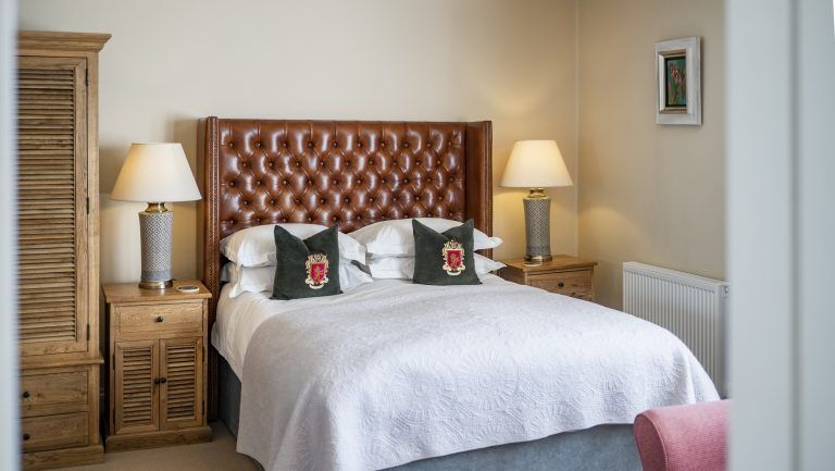 B&B Stays tweet media