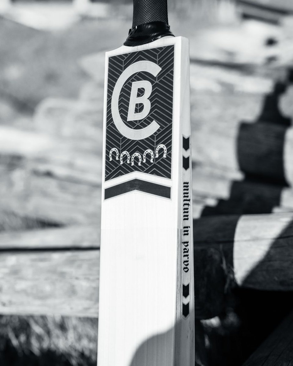 Bespoke_Cricket's tweet photo. Every detail matters. 🔎
From grain to profile, MiPar is crafted with intent.
Multum in Parvo — More in Less. 🏏
⚡ Explore the range: https://t.co/YFK1C7MBrX
#BespokeCricket #MiPar #cricket https://t.co/MtDT2aJXj3