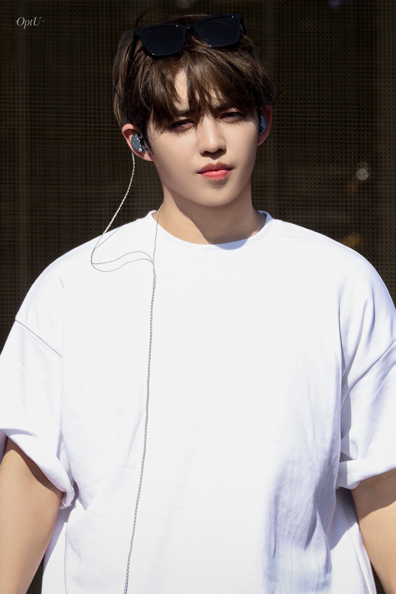 ·OptU·Scoups· tweet media