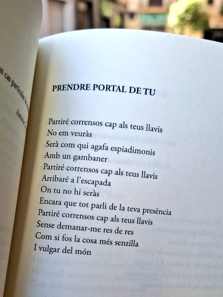 Cafè Central tweet media