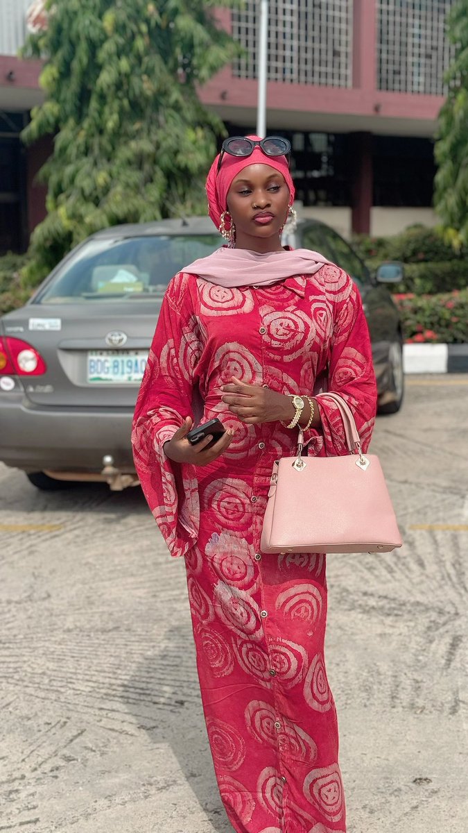 sapphiraXLV tweet media