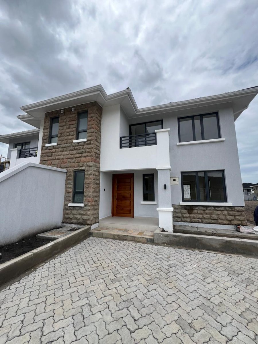 Ark Real Estates tweet media