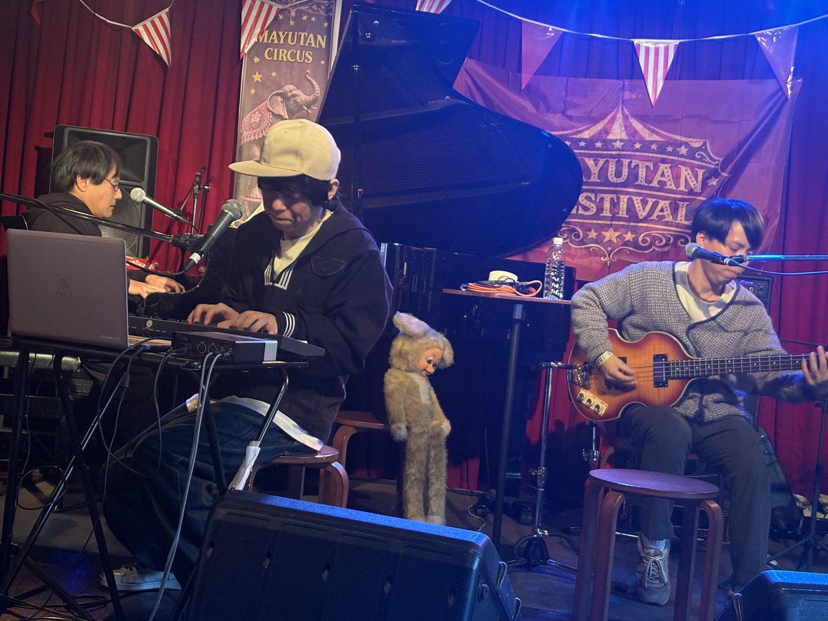 たつろー tweet media