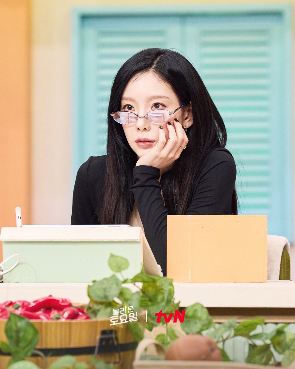 📢 tvN <놀라운 토요일> #태연

⏰ 오늘 밤 7시 40분 
🔗 youtu.be/ePrbVtYy5YU?si…

#TAEYEON
#GirlsGeneration #소녀시대
#놀라운토요일