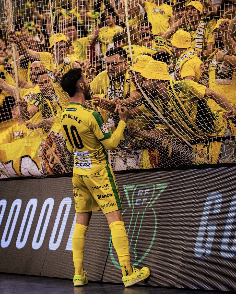 Marea amarilla, hoy puede ser un gran día.
#RugeLaFuria💛💚
