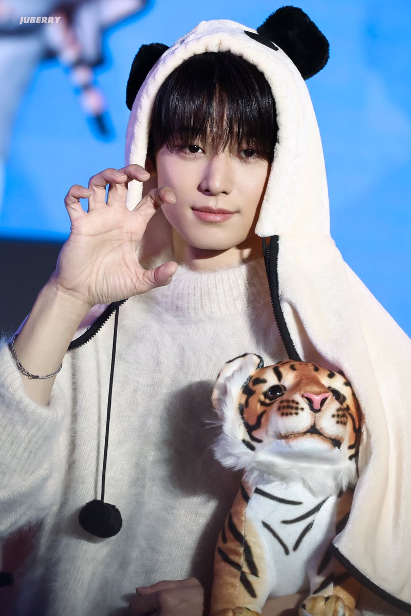 𝑱𝒖𝒃𝒆𝒓𝒓𝒚🍓 tweet media