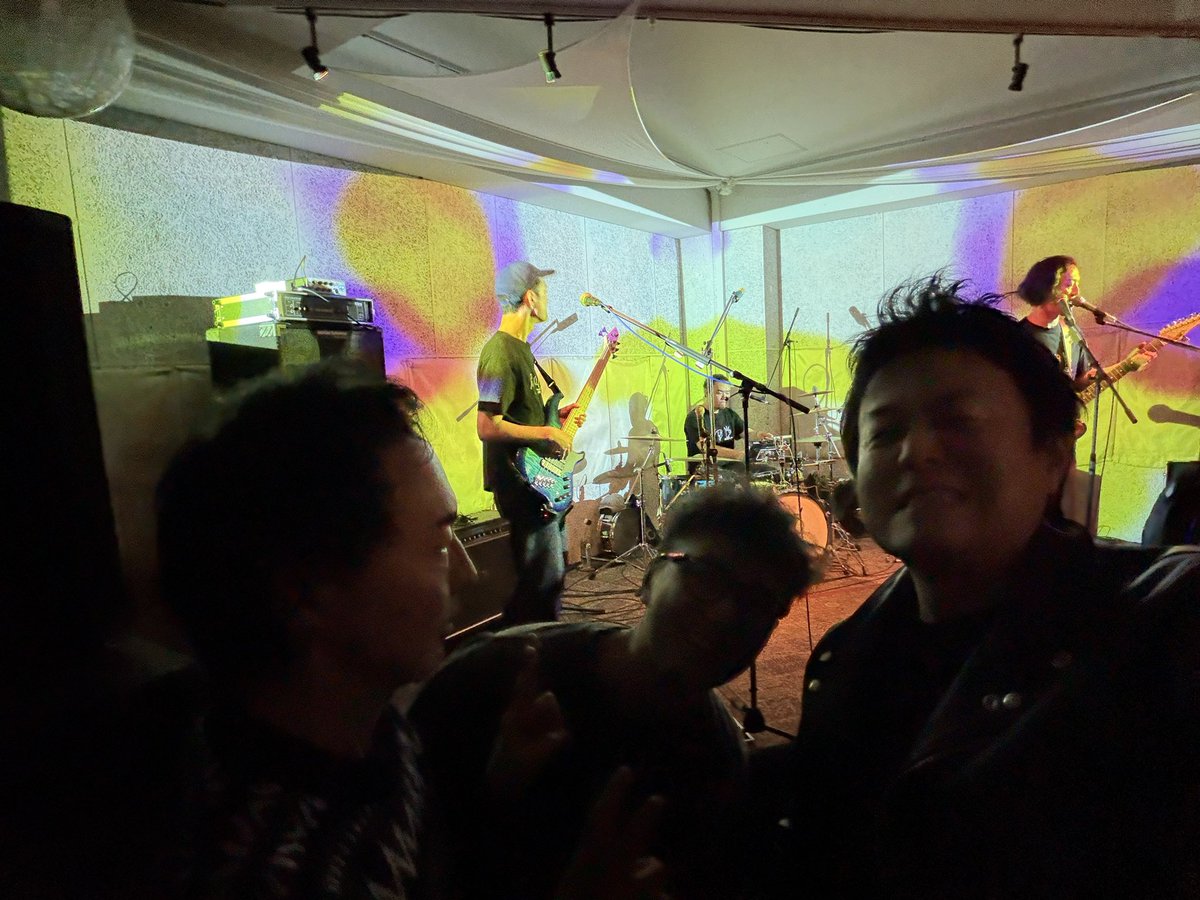 ゴロン tweet media