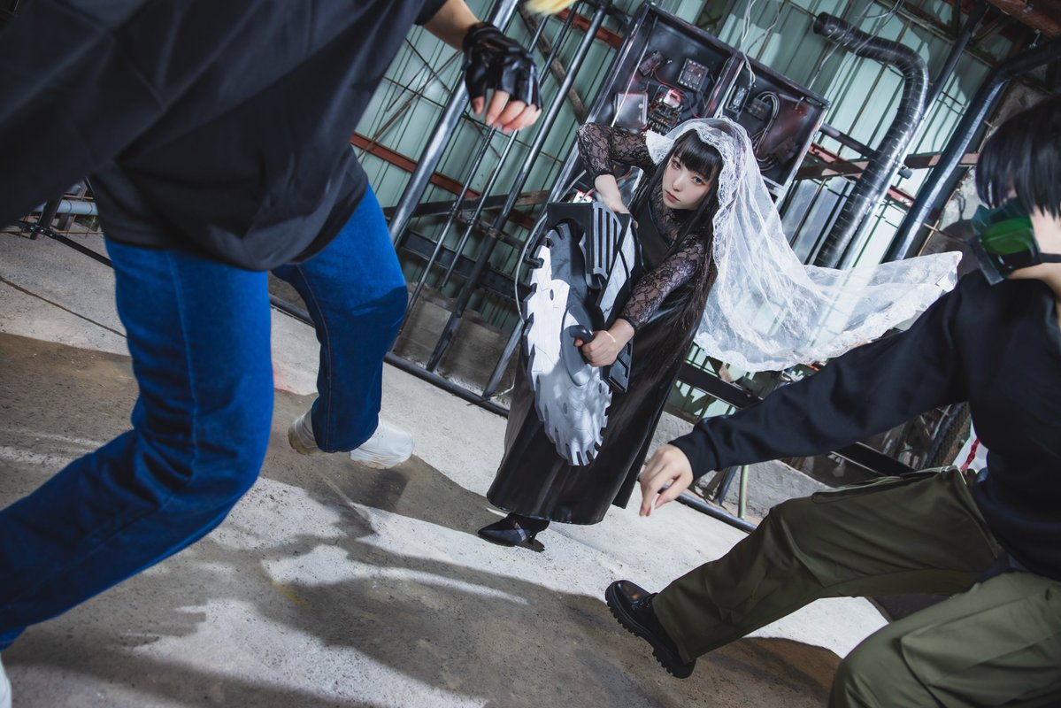 からす tweet media