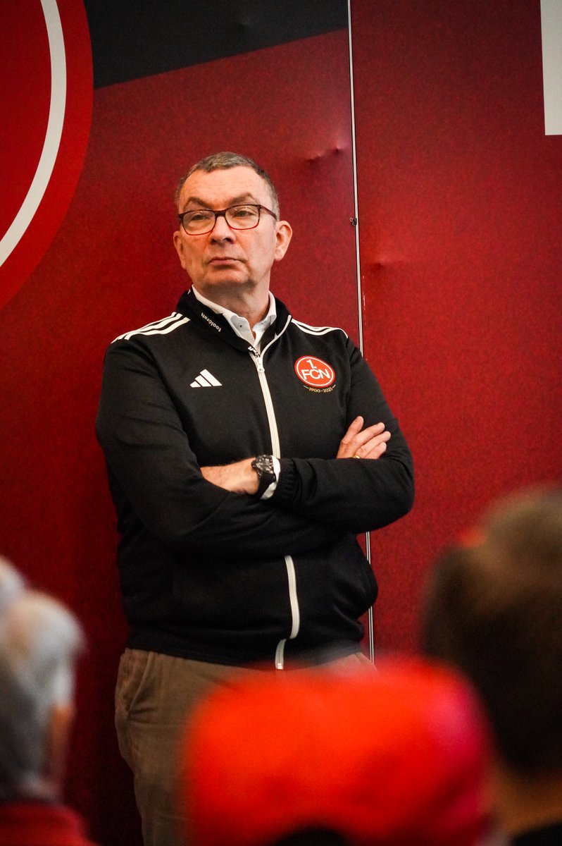 1_fc_nuernberg's tweet photo. Soeben ging unser 28. #OFCN-Treffen zu Ende! 🔚
AR-Vorsitzender Peter #Meier, die drei Vorstände informierten dabei über die aktuellsten Themen rund um den #FCN und standen für Fragen bereit!
Vielen Dank für Euer Kommen und den regen Austausch, Club-Fans! 🙌
#FCNFCK https://t.co/SiwHhezARz