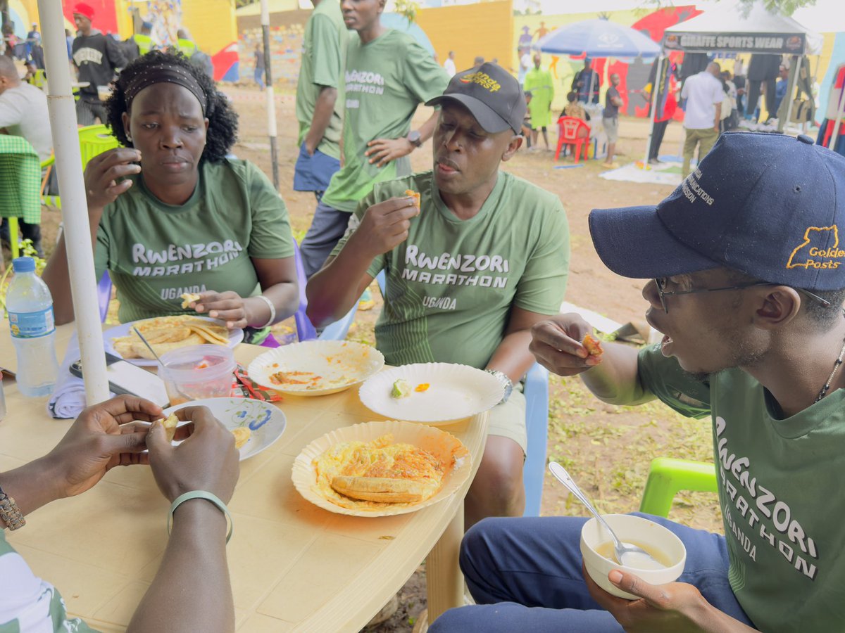 ᴛʀᴀᴠᴇʟ ꜱᴘᴇᴄɪᴀʟɪꜱᴛ 🇺🇬 tweet media