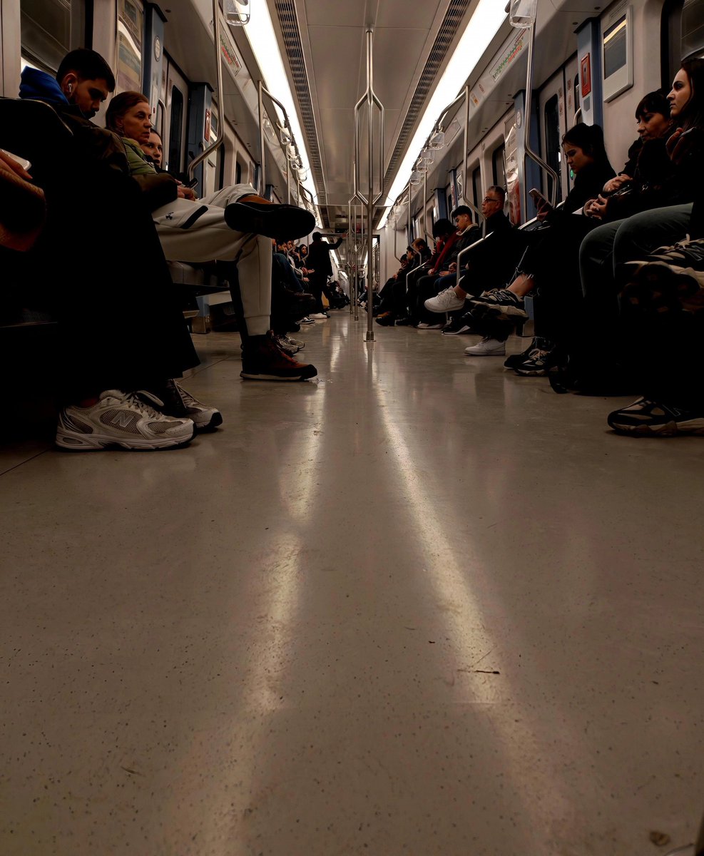 UlanEmreee's tweet photo. Ankara Metrosu.. https://t.co/xLNOFxZ5S1