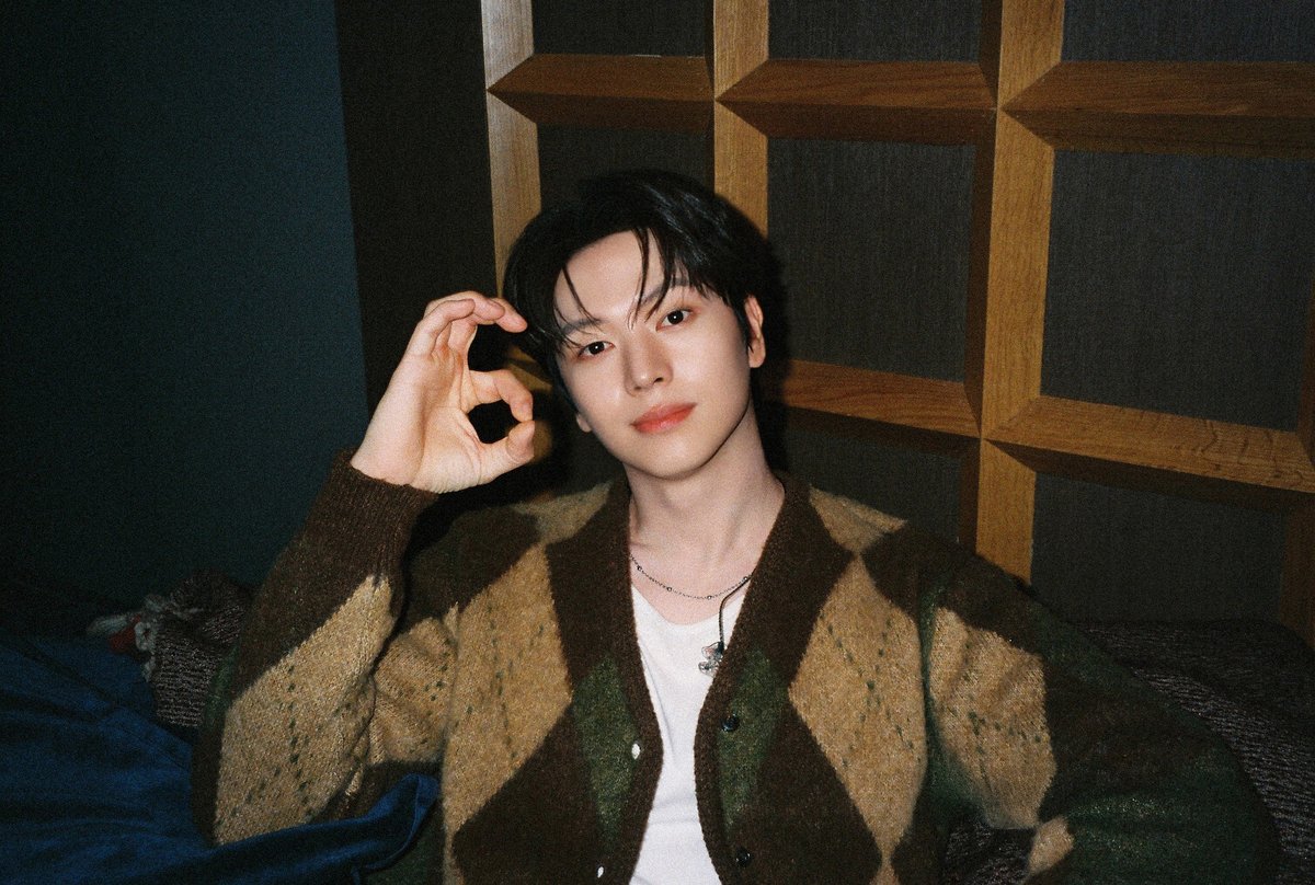 [📸]

꽃잎을 따라 전해질까 𑁍ࠬܓ

#비투비 #BTOB
#우리다시 #We_Together
#서은광 #SEOEUNKWANG
#이민혁 #LEEMINHYUK
#이창섭 #LEECHANGSUB
#임현식 #LIMHYUNSIK
#프니엘 #PENIEL
#육성재 #YOOKSUNGJAE