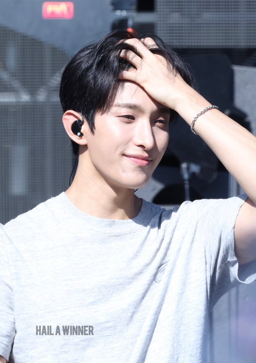 260321 NEW_in bulacan pre

불라칸두 덥지만 파이팅♥️

#SEVENTEEN #세븐틴
#도겸 #ドギョム #DK #DOKYEOM