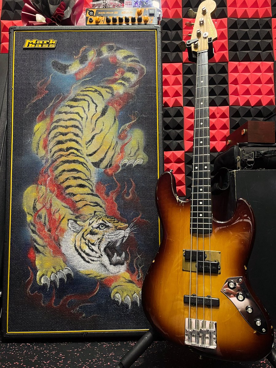 彪 / AYA tweet media