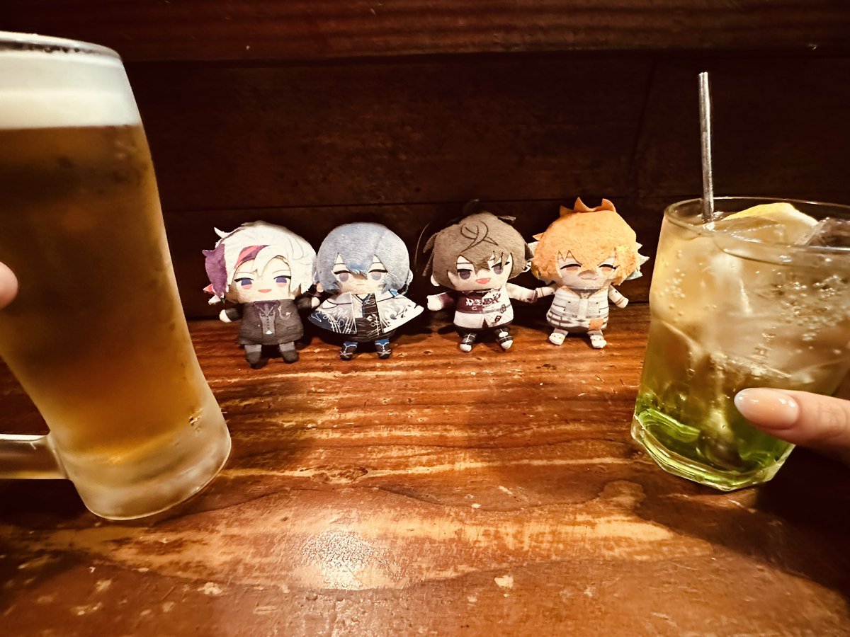 愛しい女と飲みに来た🍻