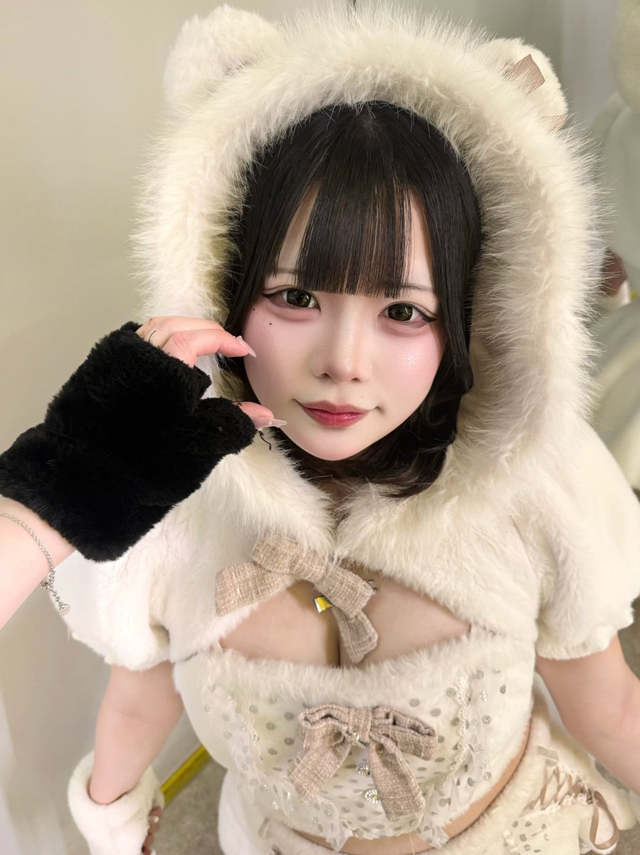 meruchama__'s tweet photo. どうしても僕は君がいいな🐾🤍

 #コンカフェ嬢 #コンカフェ #歌舞伎町 #自撮り界隈 https://t.co/FSg9AegM29