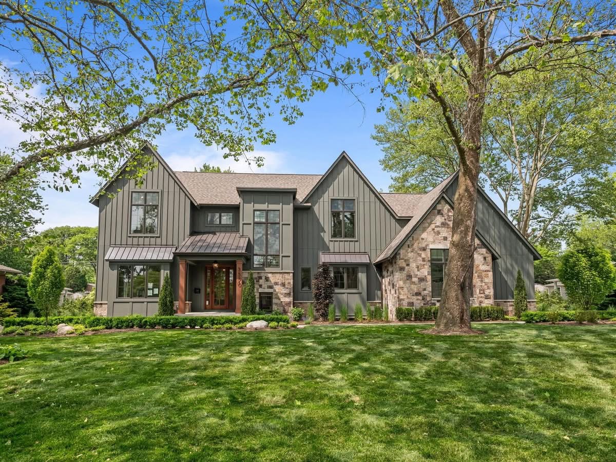 NewHomeExperts's tweet photo. From the blog: residential building permits were down for the region in 2025, but 3,400+ people still built or bought new homes - like the beauty pictured, by Mark Adler Homes… check it out! Or don’t. 

https://t.co/R23FbFaIUT https://t.co/lcEYBN0s4R