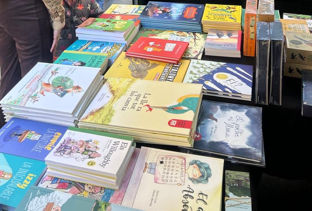 Meraki Editorial tweet media