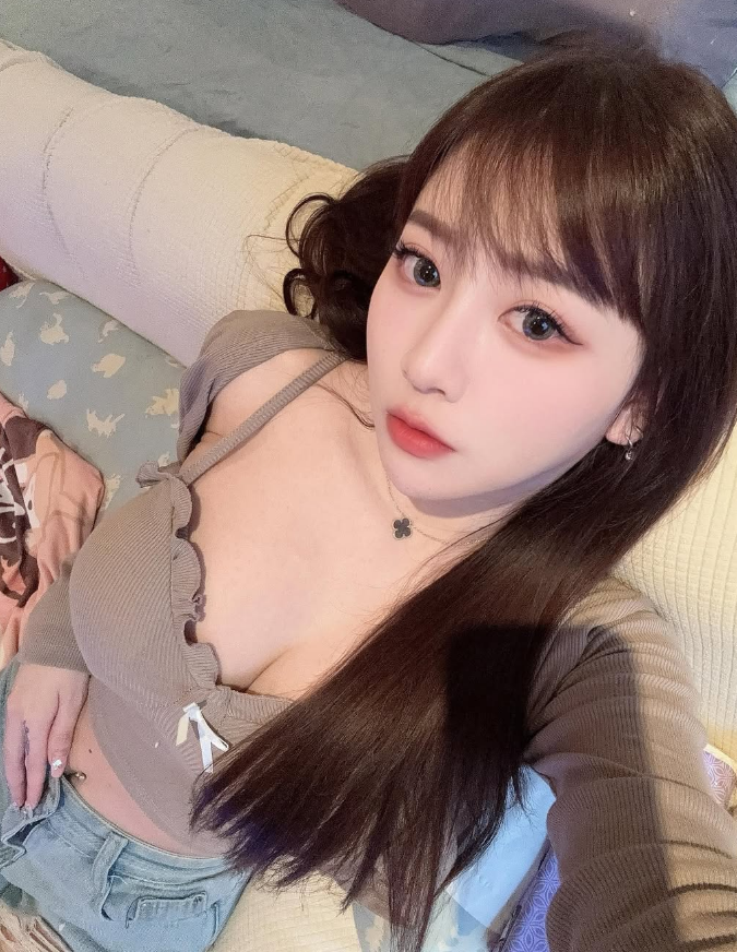 服裝設計師--小美美🇹🇼 tweet media