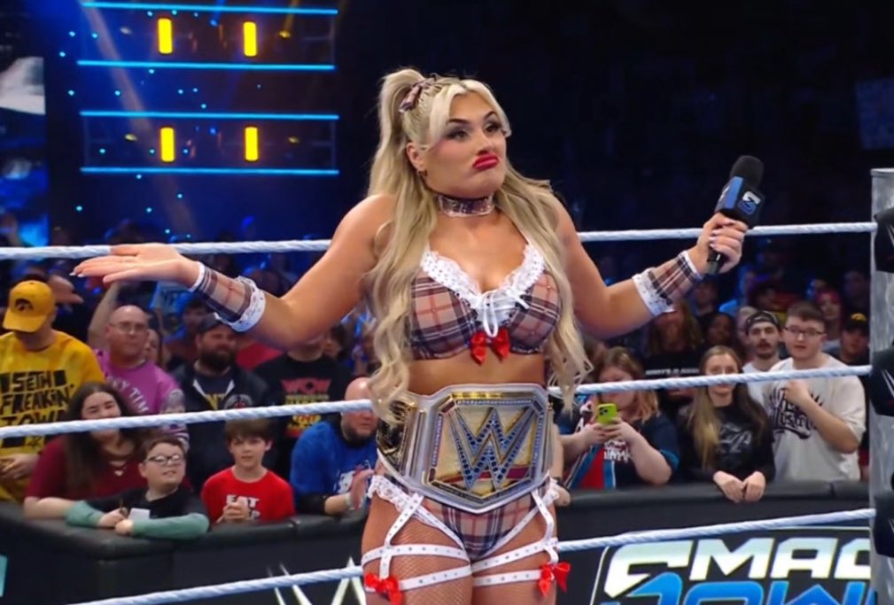 Main Event Slayer tweet media