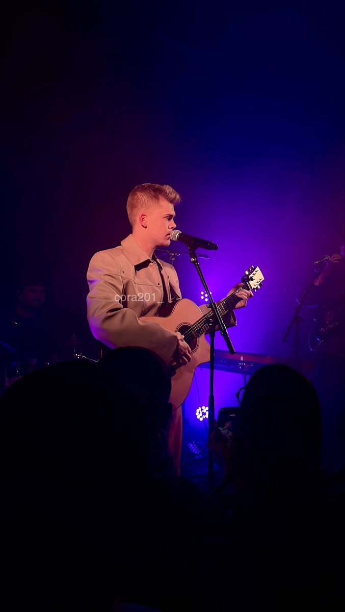 Cora 🫧 tweet media