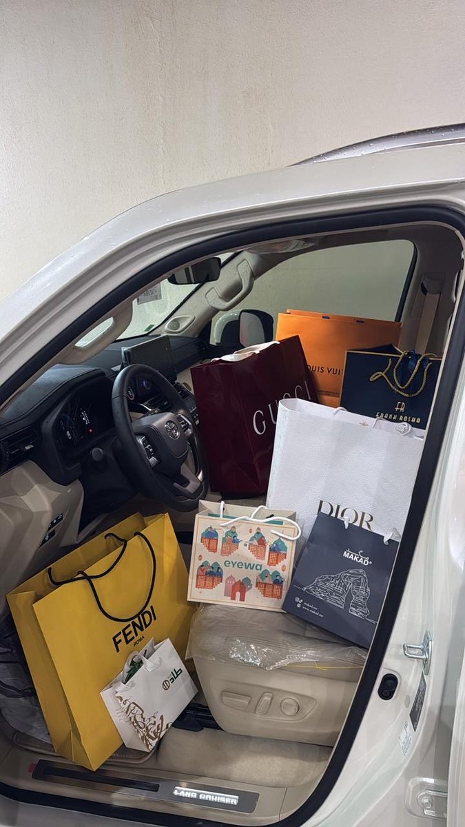 قشعان tweet media