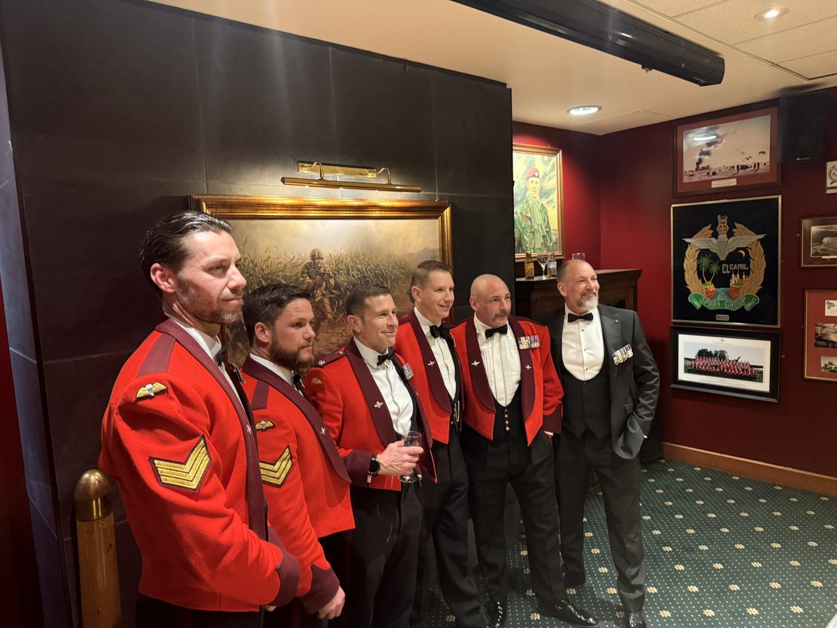 TheParachuteRegiment tweet media