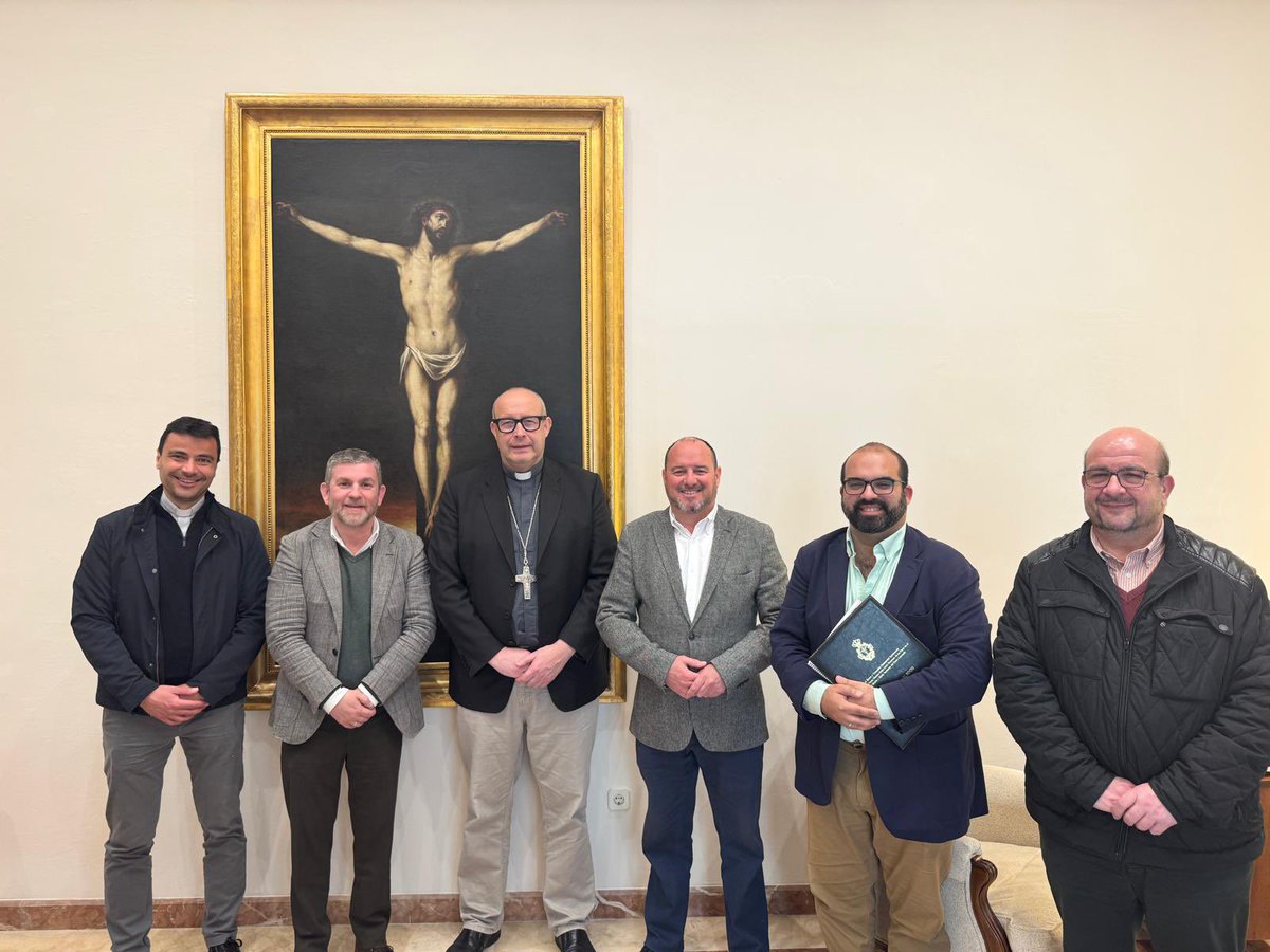 ⚜️En el día de ayer, nuestra Hermandad mantuvo audiencia con nuestro Sr. Obispo, D. José Antonio Satué Huerto <a href="/satuehuerto/">José Antonio Satué</a> , en la que le fueron presentandos los distintos actos, formaciones y peregrinaciones previstos con motivo del L Aniversario de la Venerada Imagen del