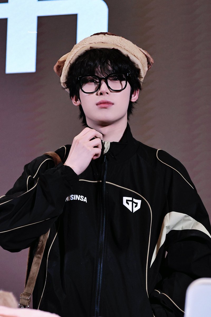 Potatovo_624's tweet photo. 260321

#SUNOO #선우 #ENHYPEN #엔하이픈
#ENHYPEN_SUNOO #엔하이픈_선우
 
@ENHYPEN_members https://t.co/B7vBomEViX